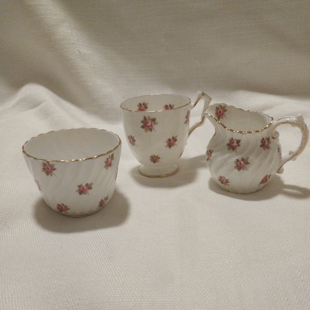 Ansley Hathaway Vintage Mini Creamer Sugar Bowl & Teacup Set